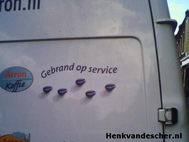 Arron Koffie :: Gebrand op service